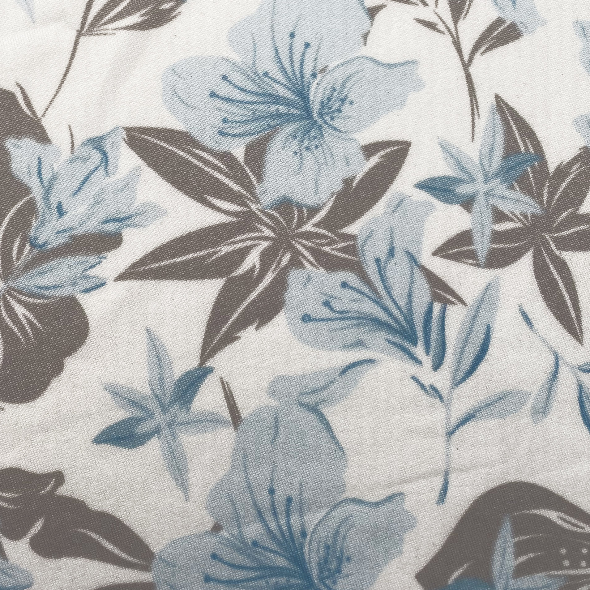 BLUE FLOWER PRINT FABRIC